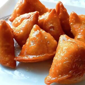 মিস্টি সিঙ্গারা ১ পিস